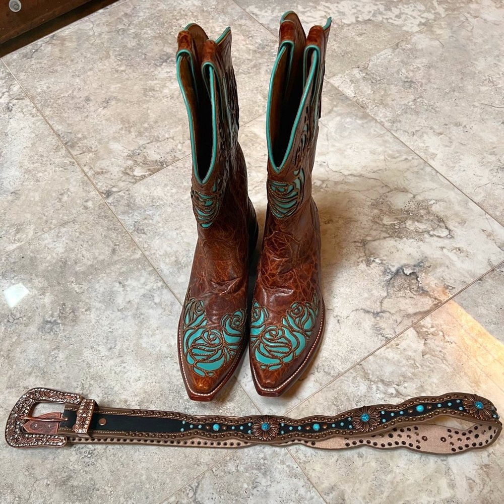 ARIAT FLORAL TURQOUISE BOOTS W/BELT